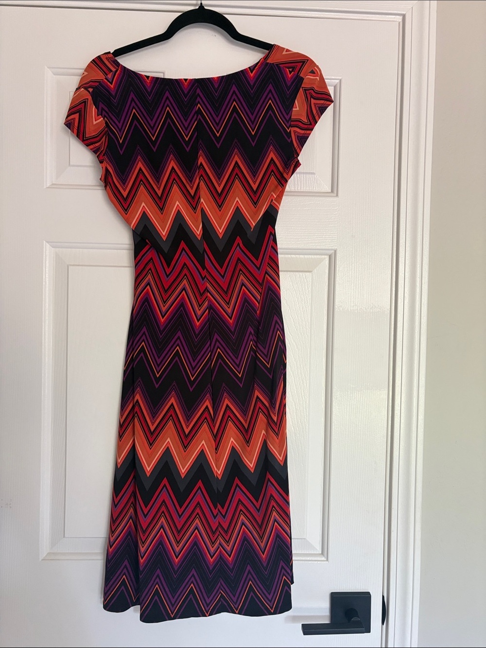 Evan Picone Chevron Wrap Midi Dress in Orange, Purple & Black Sz 6 - Picture 4 of 6